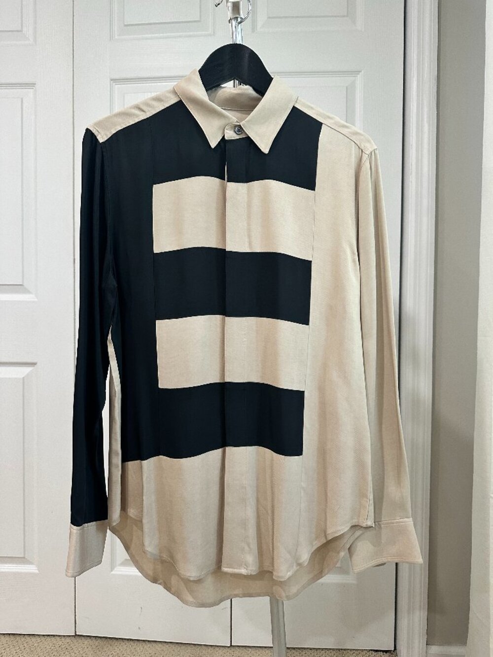 Equipment Beige Black Geometric Button Down Shirt XS